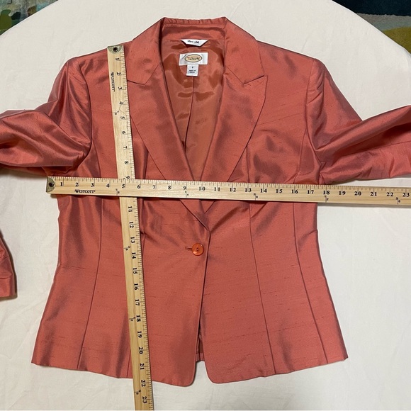 Talbots Women’s Long Sleeve Silk Jacket One Button Front Melon Color 6 Lovely - Picture 3 of 7